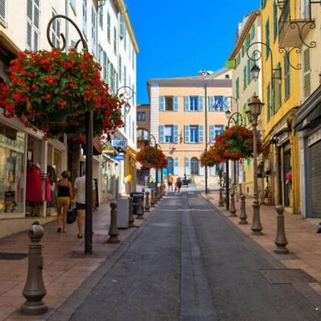 Coquet 2 Pieces Coeur Vieil Antibes Appartement Buitenkant foto